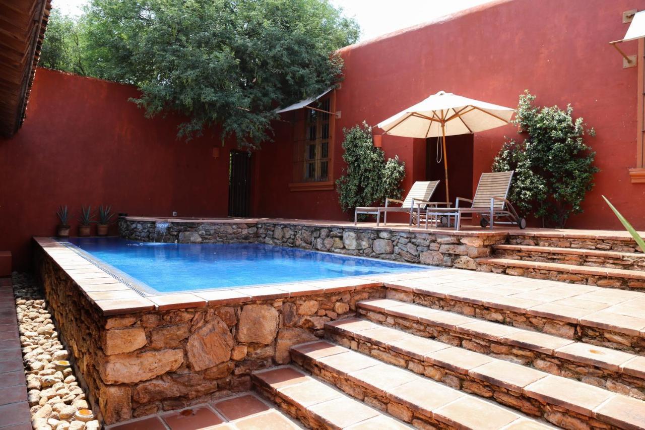 Puerta Del Lobo Villa Queretaro Room photo